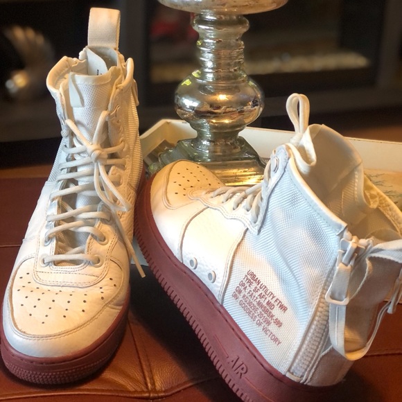 nike urban utility ftwr goddess of victory